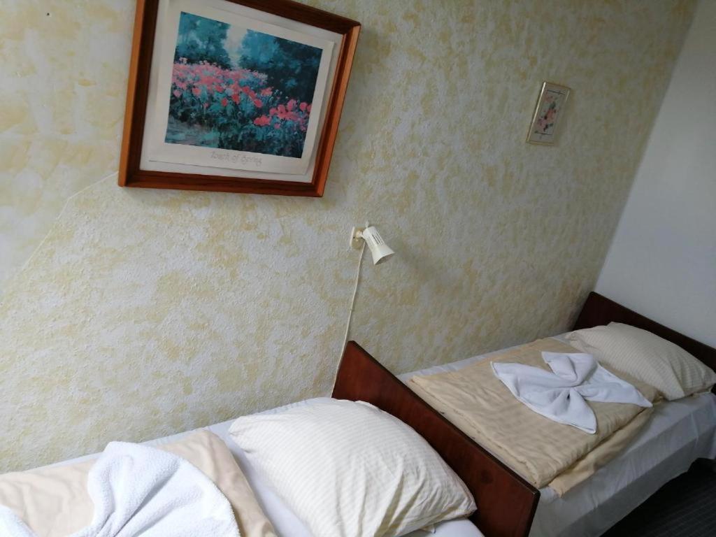 Det Gamle Hotel Рудкёбинг Экстерьер фото