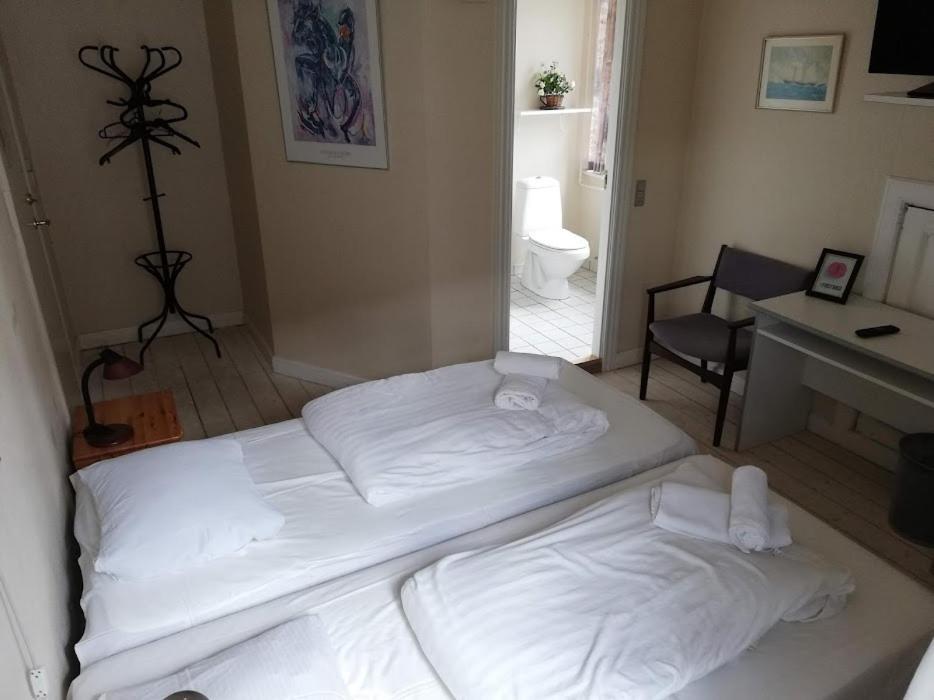 Det Gamle Hotel Рудкёбинг Экстерьер фото